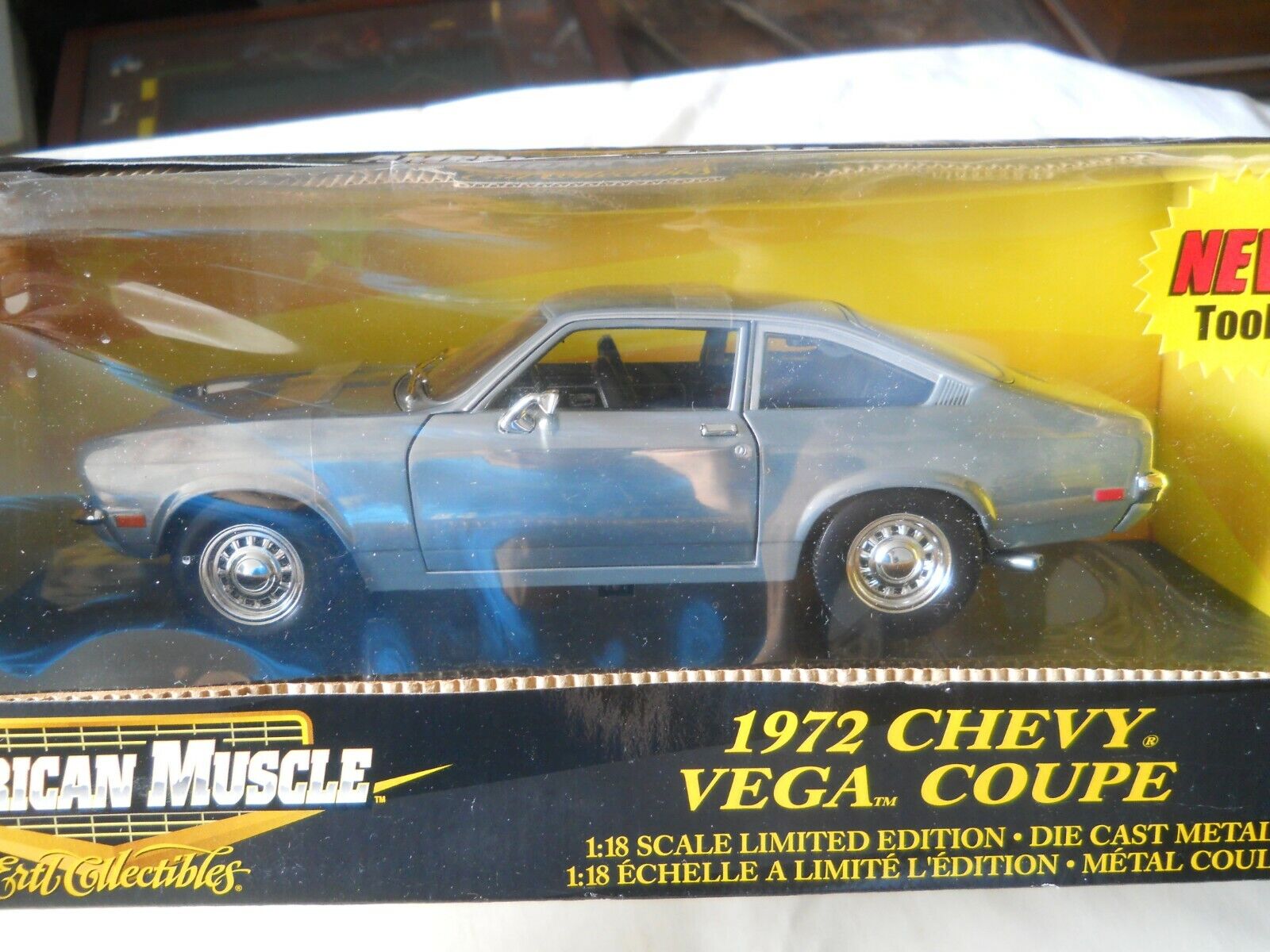 American muscle CHEVY VEGA COUPE 1/18